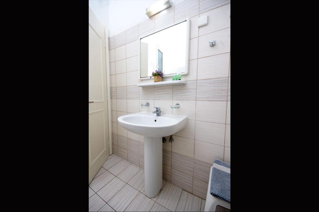 Stavros Apartments Kontokali Next To Gouvia Marina エクステリア 写真
