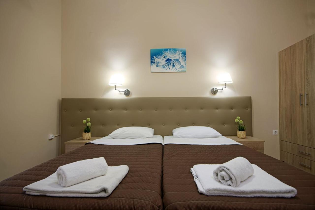 Stavros Apartments Kontokali Next To Gouvia Marina エクステリア 写真